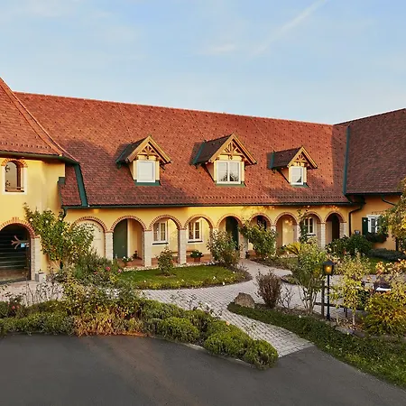 Otel Garni Schoene Aussichten 4*