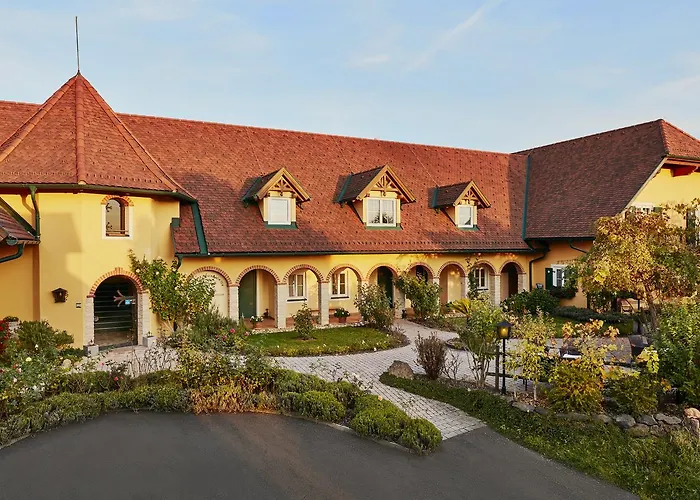 Hotel Garni Schoene Aussichten 4*